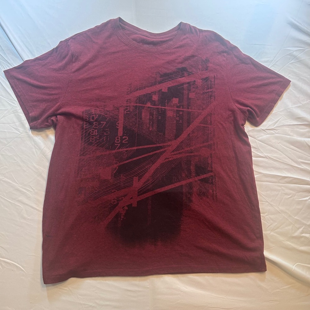 Apt. 9 Mens XXL Graphic Tee Burgundy Maroon Abstract Short Sleeve T-Shirt